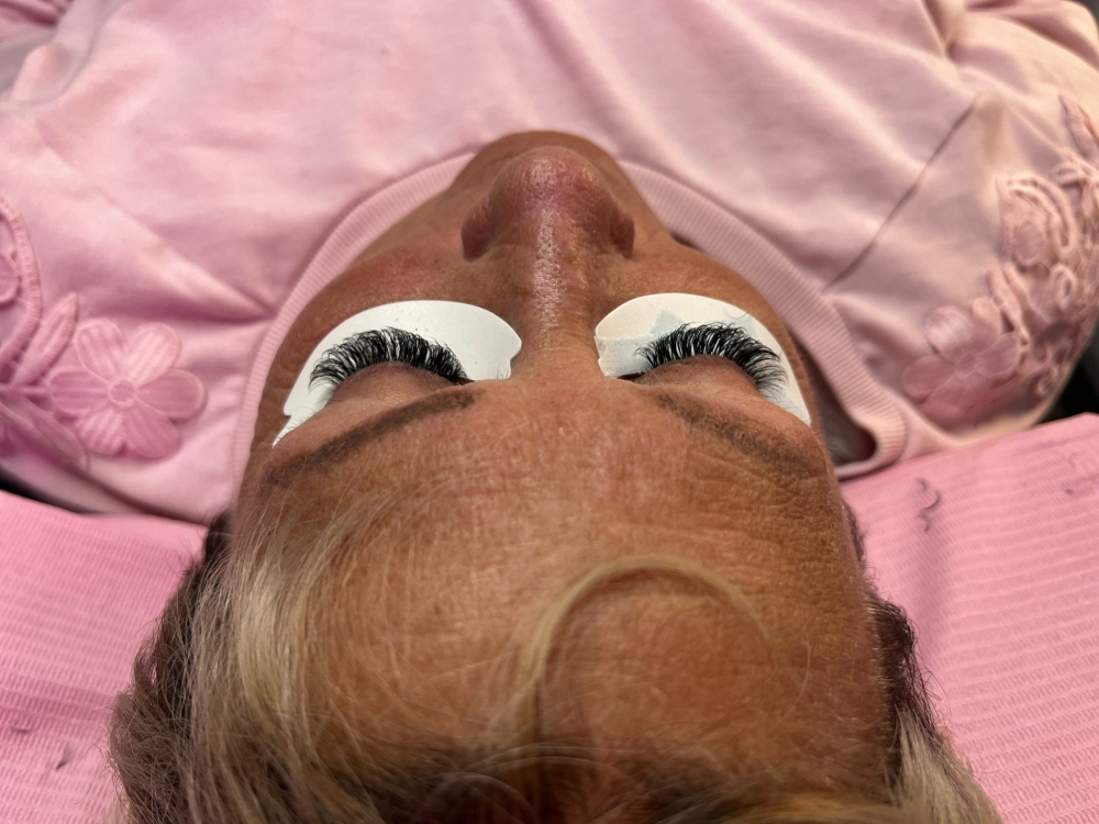 Full set- Lash Extensions at Monique Gutierrez in Cypress, CA