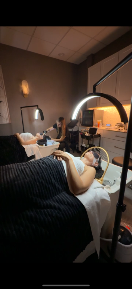 Side by Side Head Spa: Call To Book
