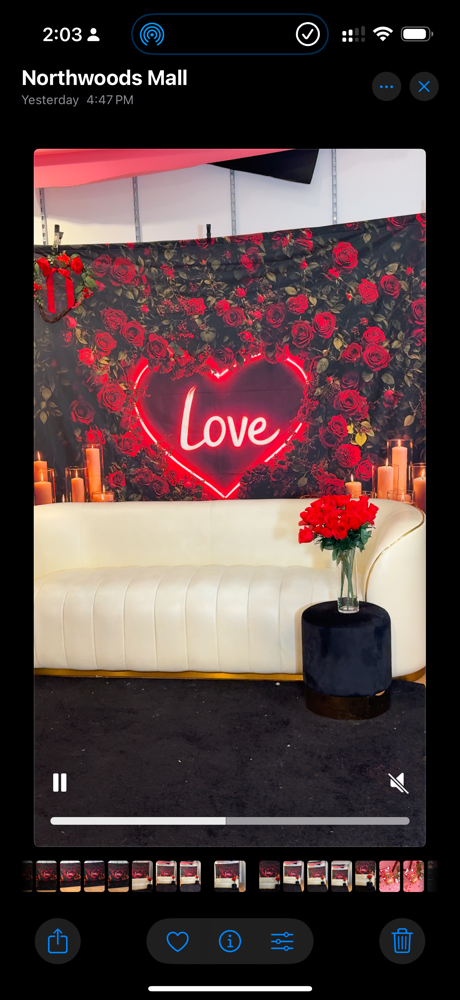 “In Love” Sofa Session