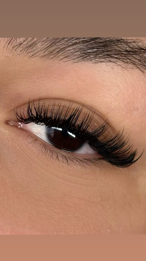 3 Week Fill at Lanna Lash Studio in Jacksonville, FL