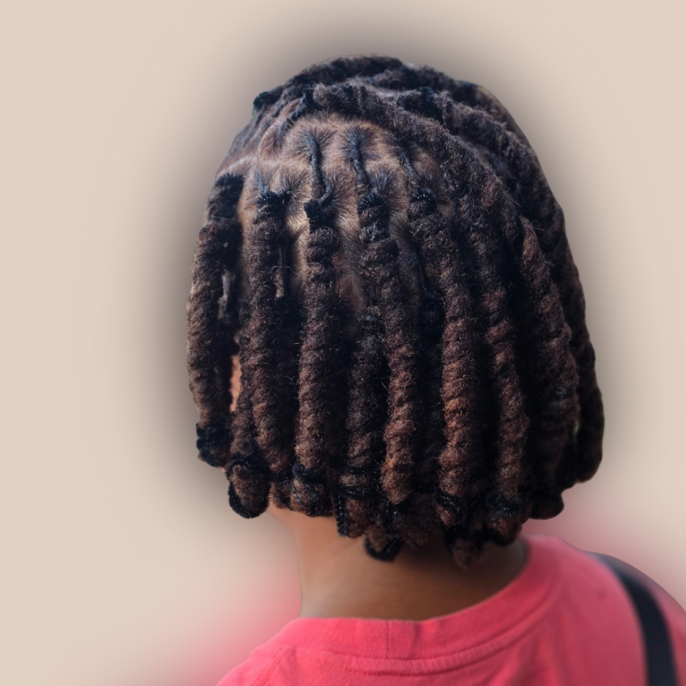 Medium/ Large Palm Roll Loc Retwist