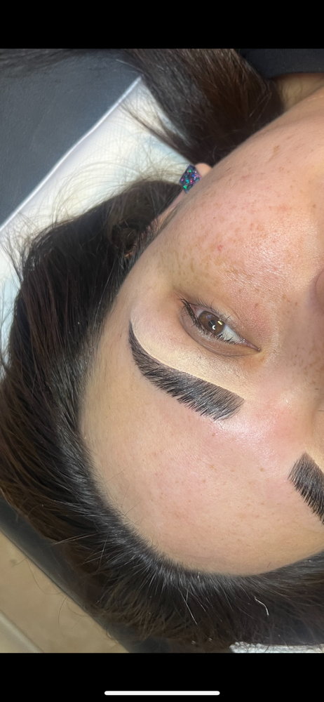 Eyebrow Lamination & Tint