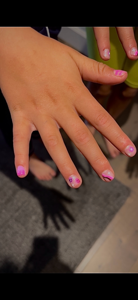 Kids Manicure