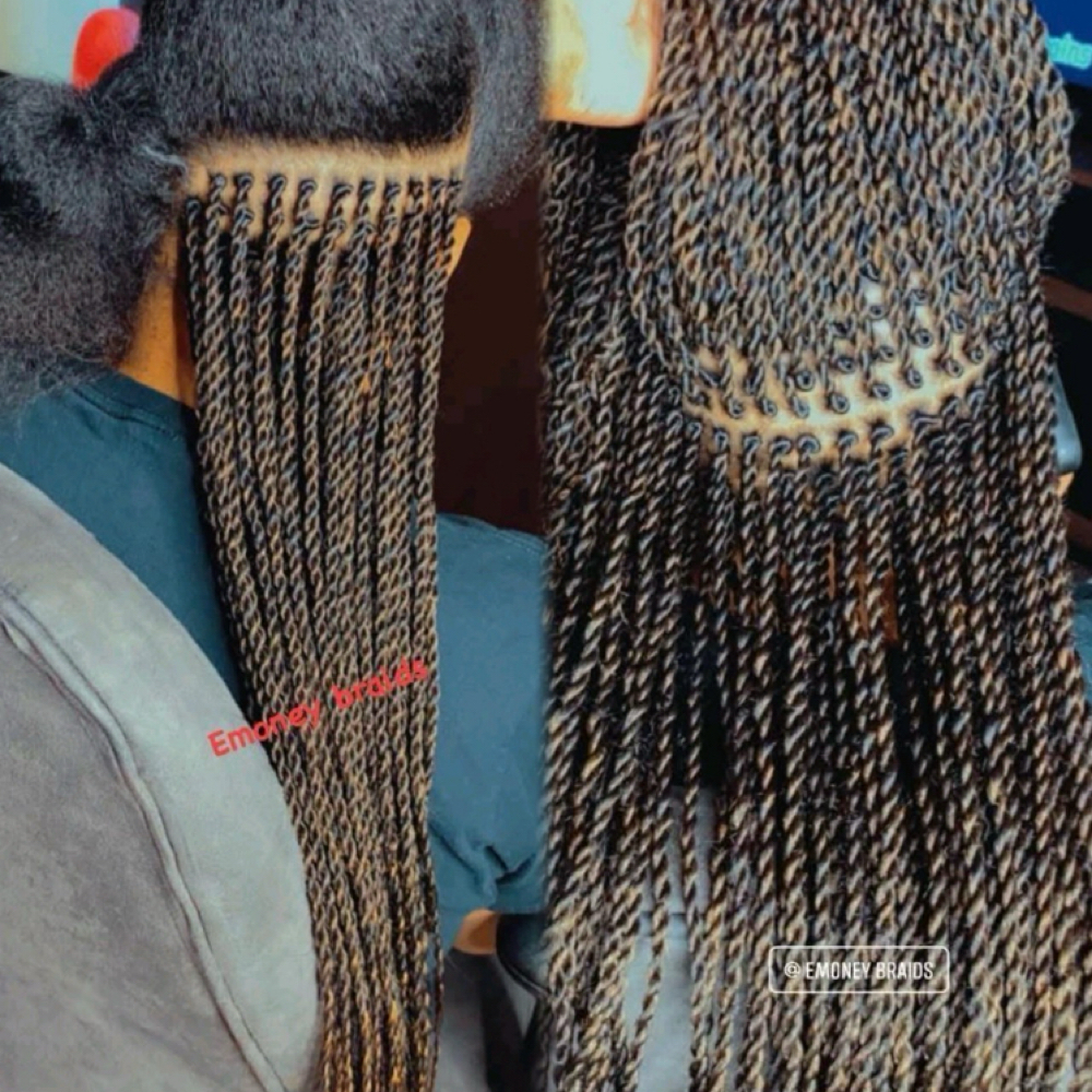 Small Senegalese Twist at E-Money Braidz in Memphis, TN