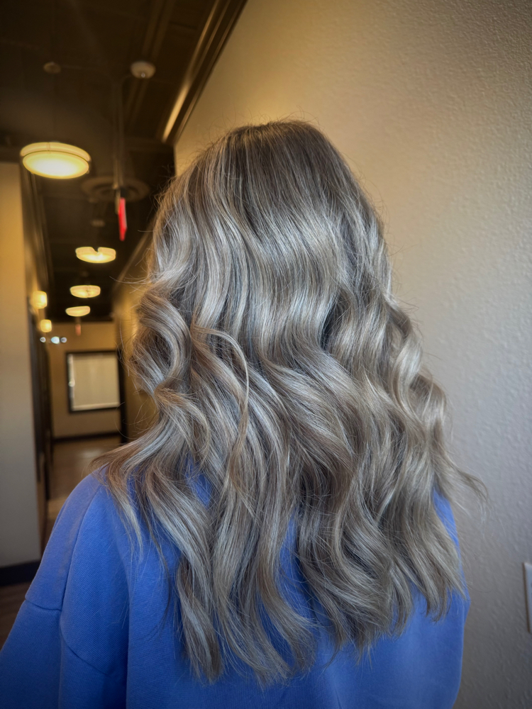 Full Blonding Service at Queenie_Stylezz⚡️Mane Outlaw in Friendswood, TX