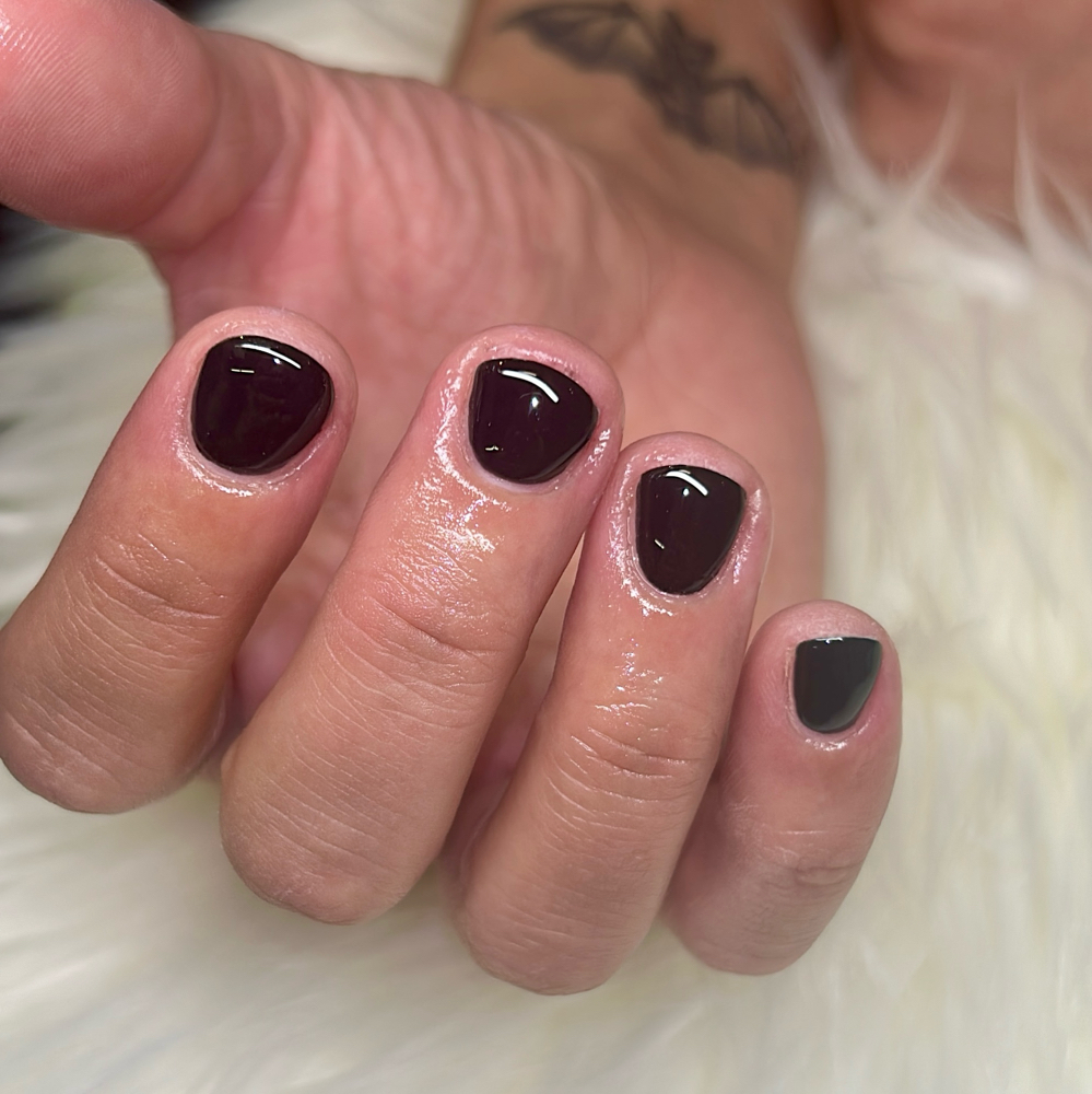 Dry Manicure at Sarah Montelongo in Valley Center, KS