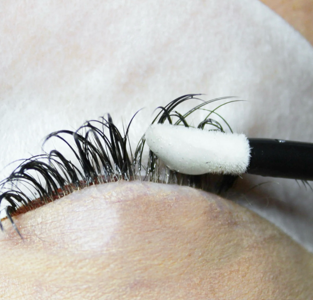 Lash Extension Removal