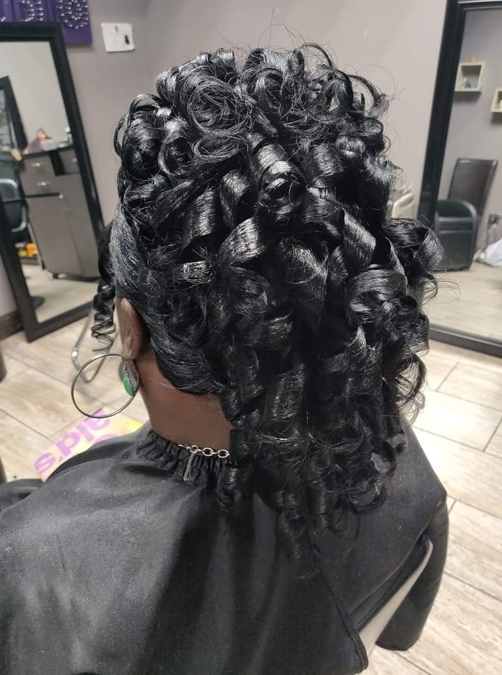 ALOPECIA GLAMMED  UPDO