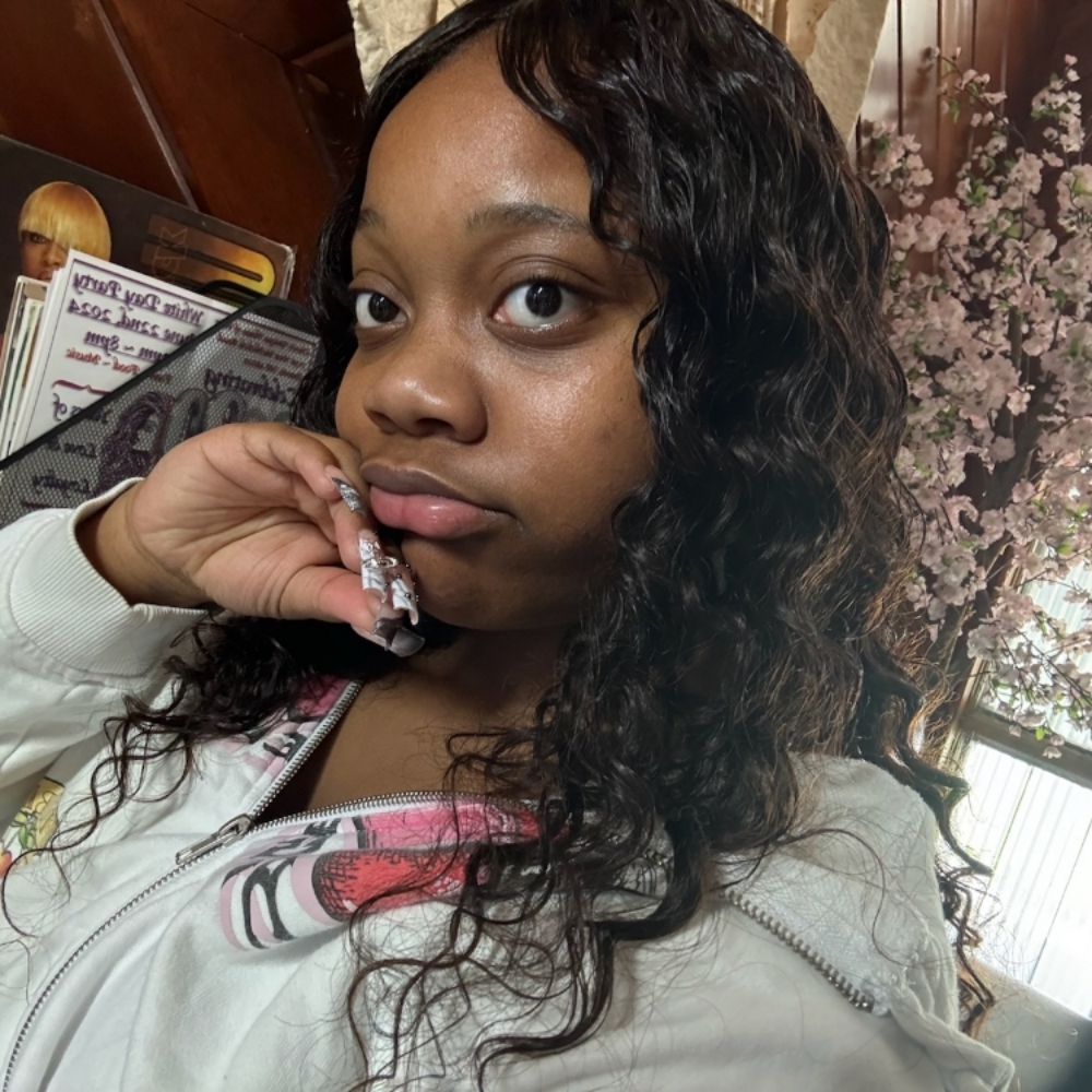 Quick Weave at Chon's Unique House of Hair in Detroit, MI
