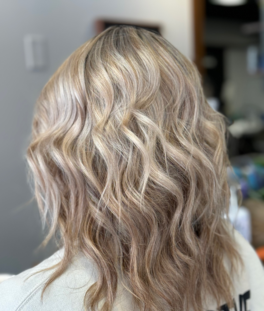 Amanda ~RETOUCH & PARTIAL FOIL