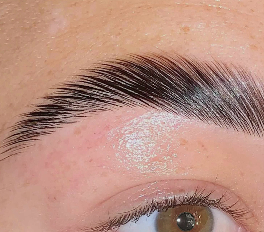 Eyebrow Lamination/shaping