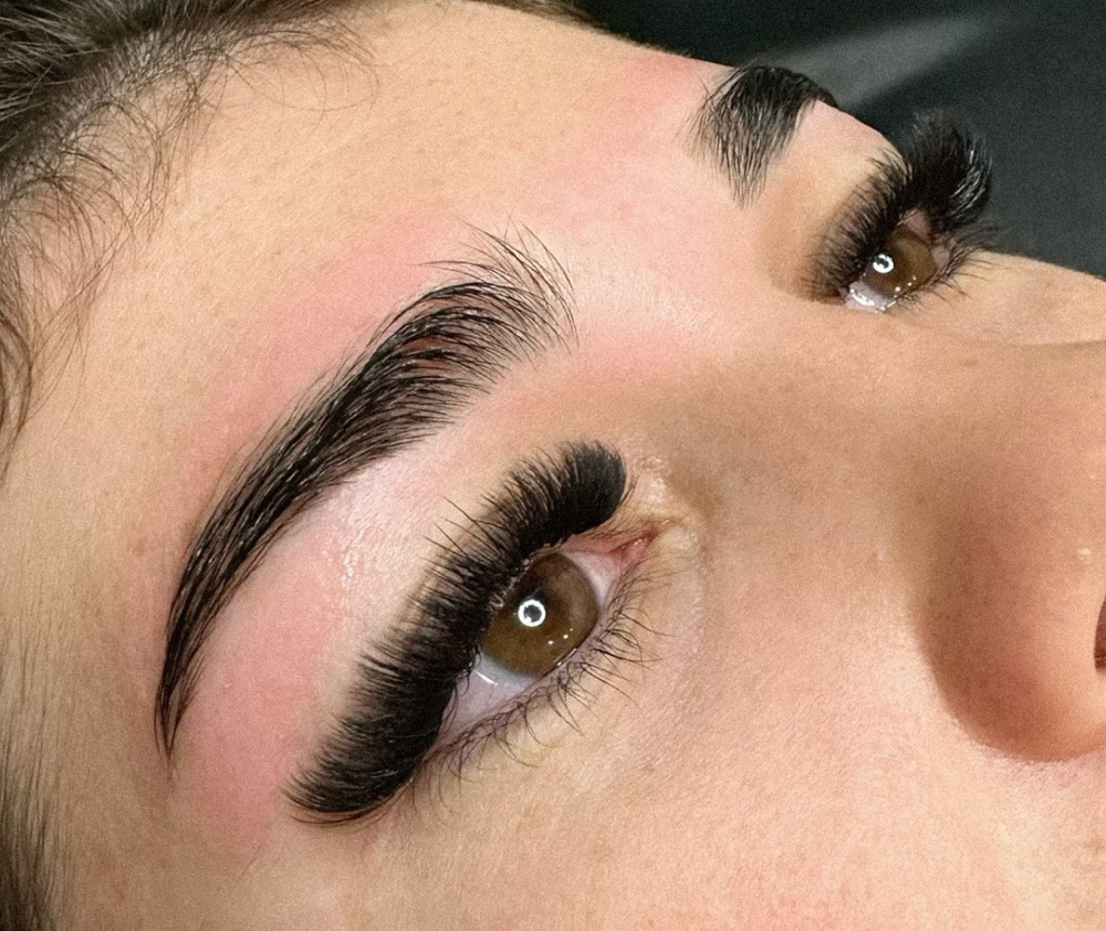 Customized Full Set Lash Extensions