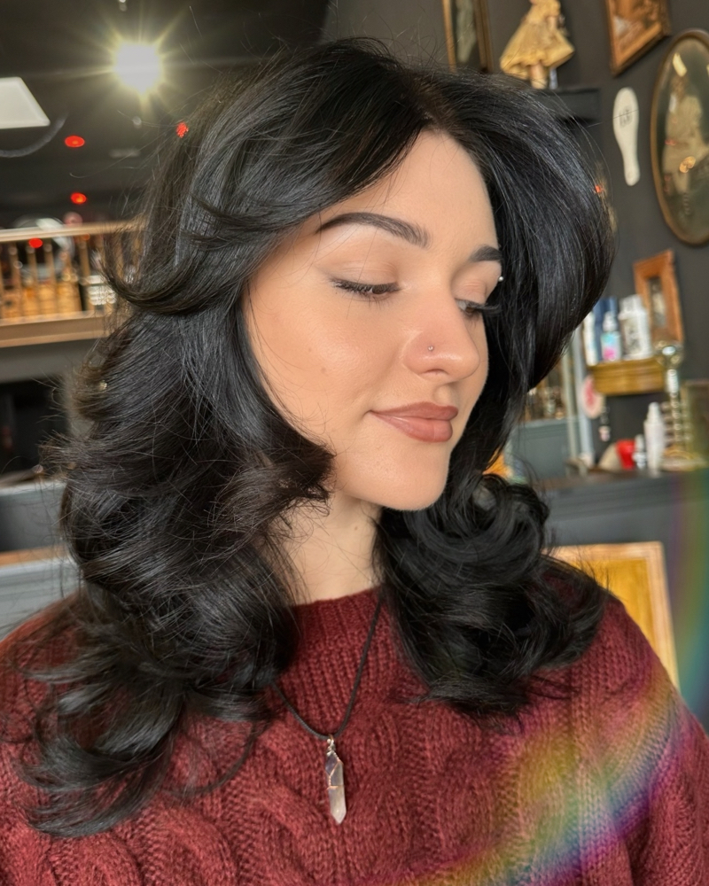 Root Touch Up at Jen Hairrera in Canyon  Country, CA