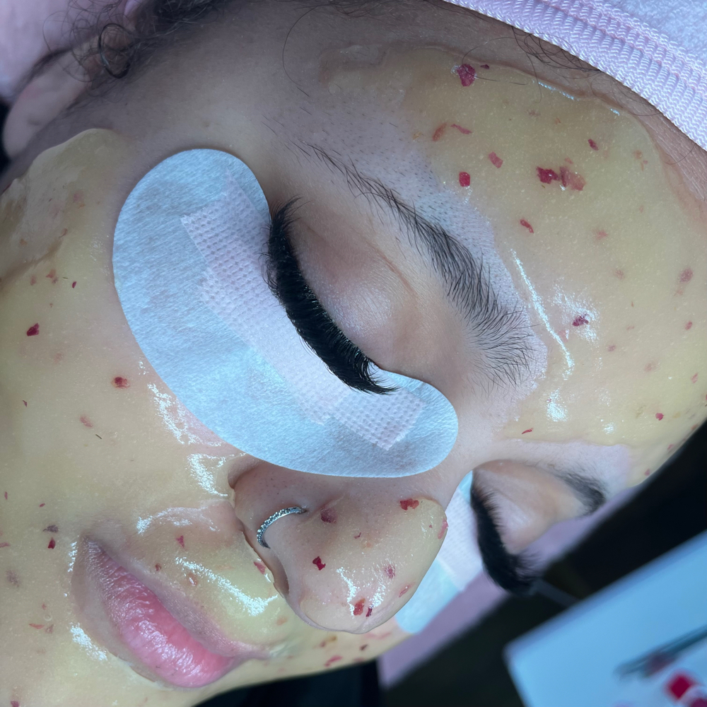 Hydrogel Facial at Made You Blush LLC in McClellandtown, PA