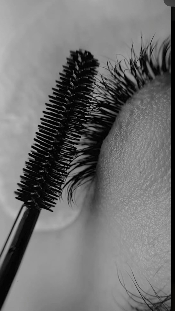 Lash extension removal at Prettylilskinestheticsllc in Naples, FL