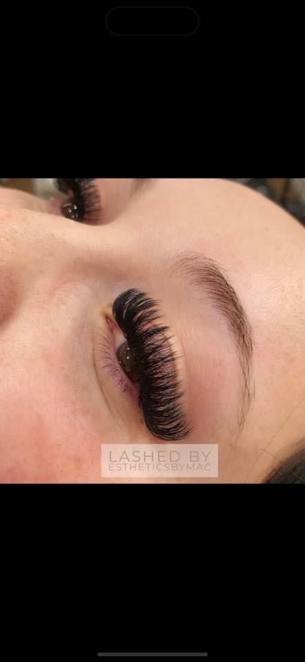Mega Volume Lash Extensions