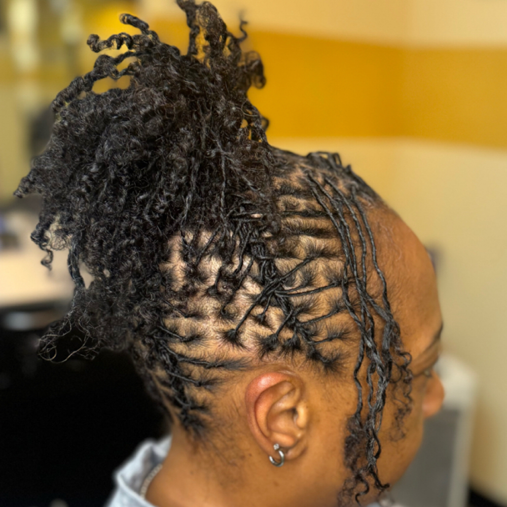 Micro locs Maintanance at THEE KEE 2 UR LOCS in Upper Marlboro Md, MD