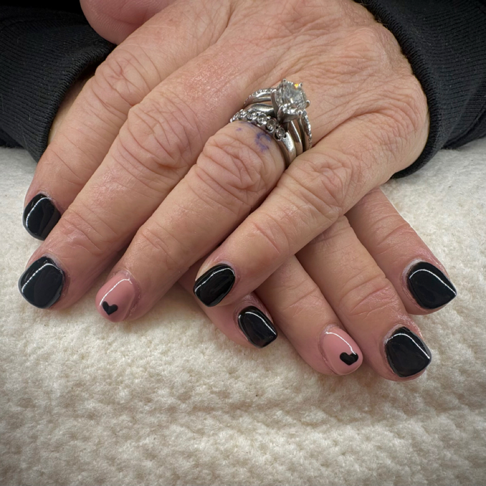 Dip Manicure at KC Nails + Links in Sanford, ME