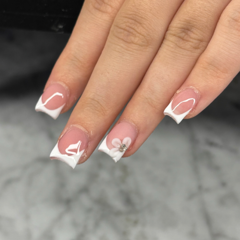 Acrylic Flower at Acrylic Tips By Adriana in Franklinville, NJ