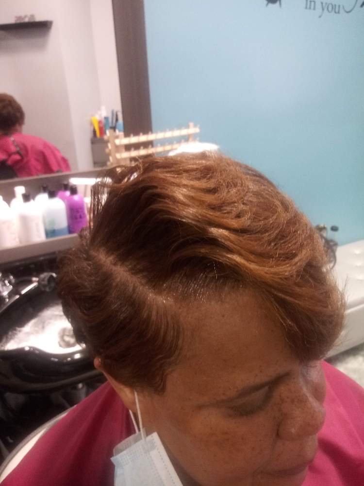 Women Cut And Style