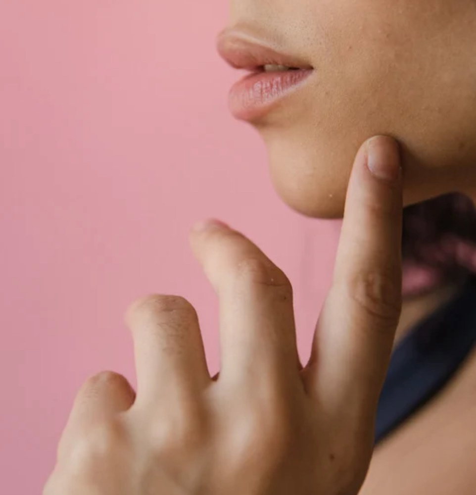 Chin wax