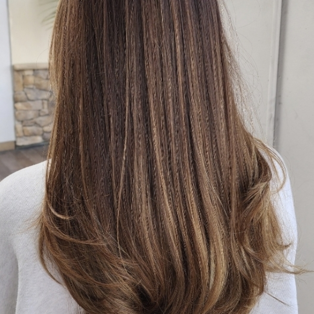 custom highlight at Liz  Leifken in Costa Mesa, CA