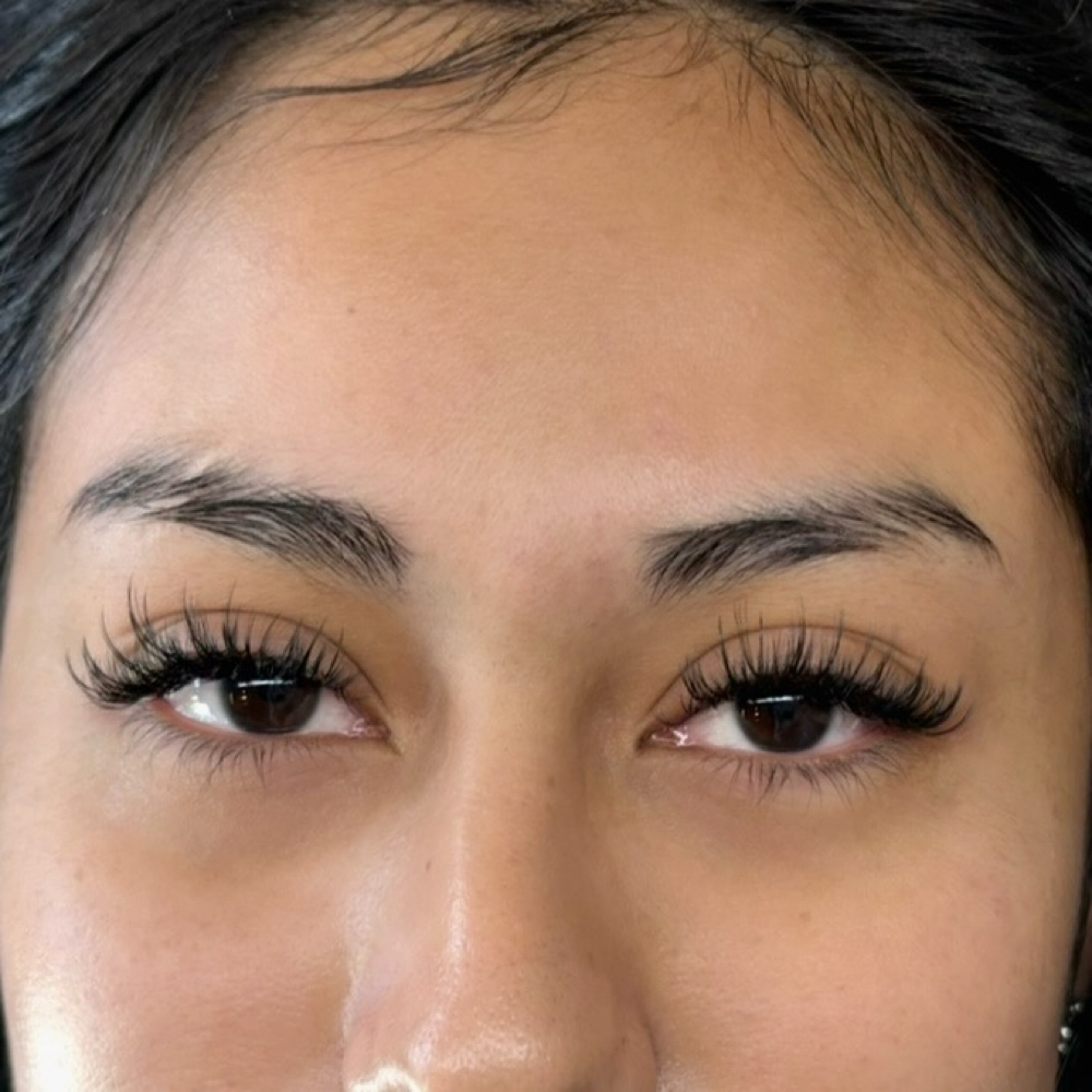 Wispy Full Set at LashesxLuv in Saint Paul, MN