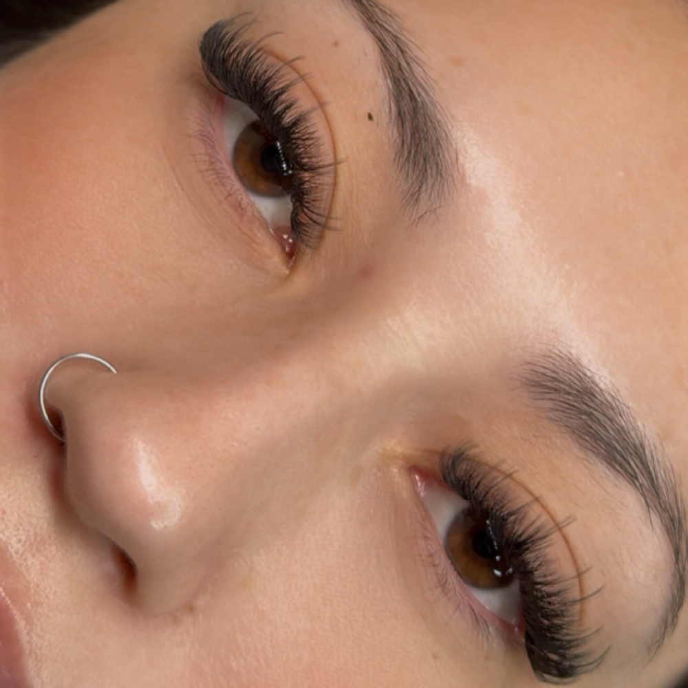 Wispy Hybrid Full Set