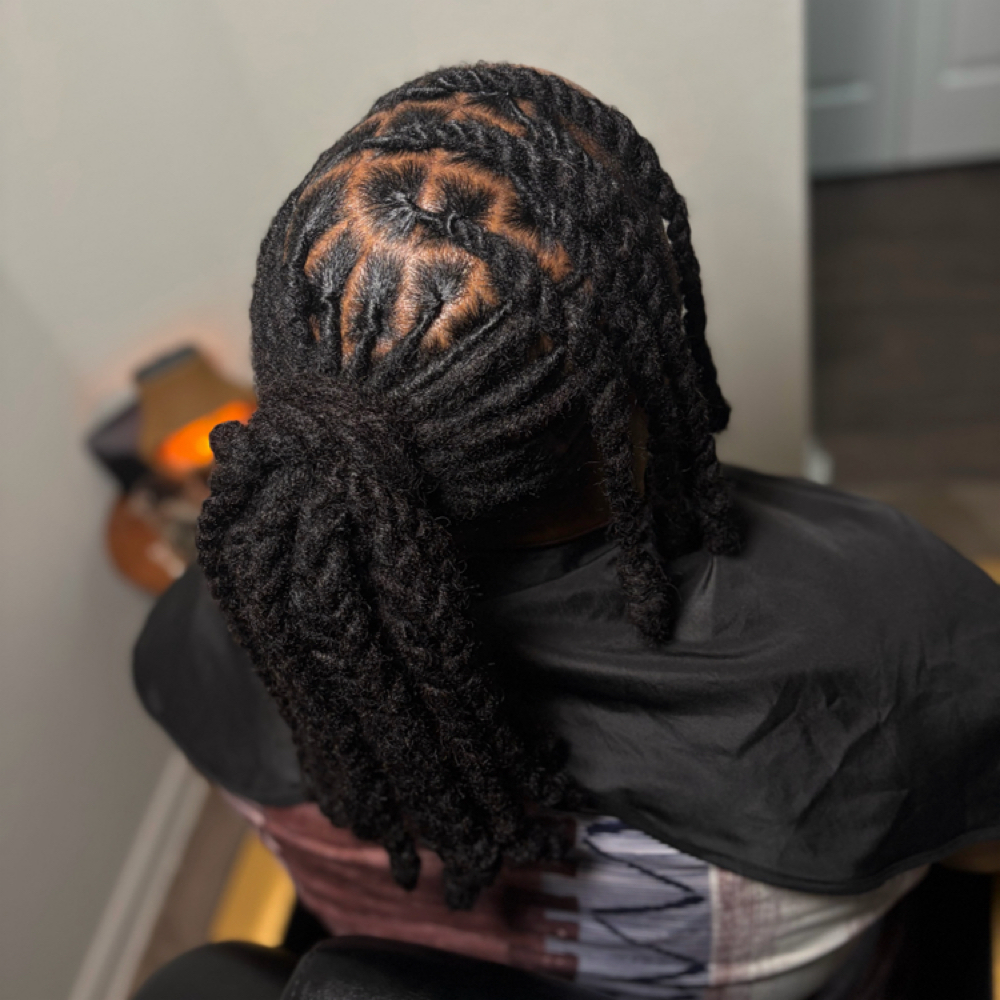 Women Style at Nappylocs in Indianapolis, IN