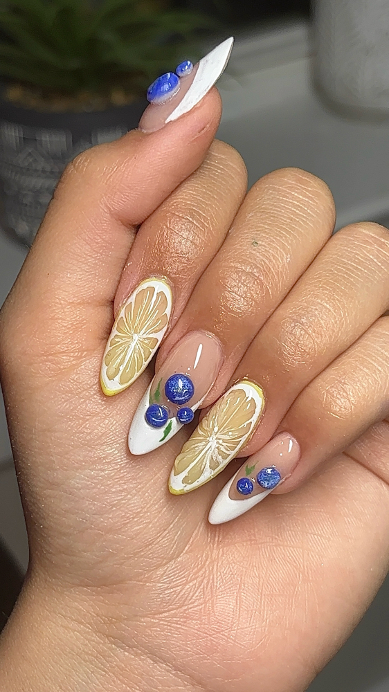 medium acrylic almond <3