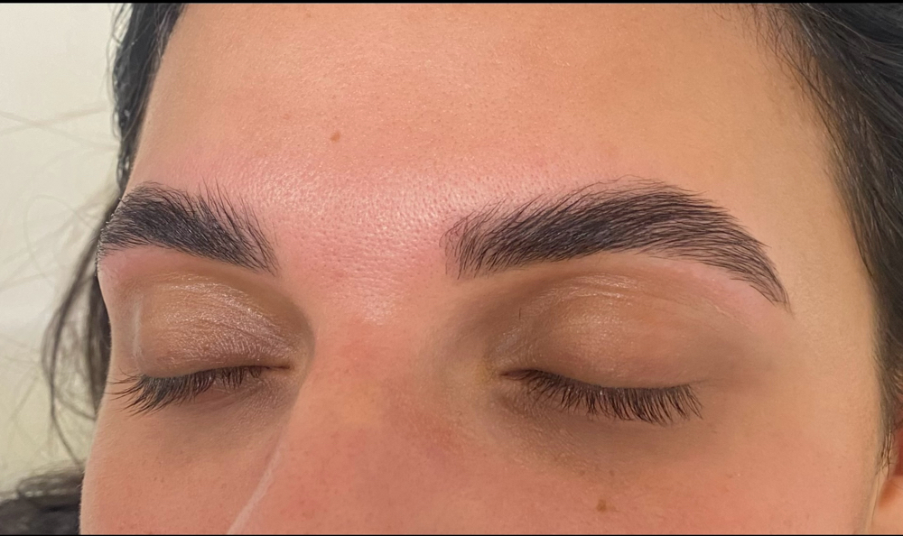 Brow wax - full Shaping