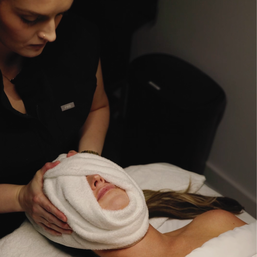 Signature Custom Facial(60 minutes) at KC Glow Beauty Co. in Overland Park, KS