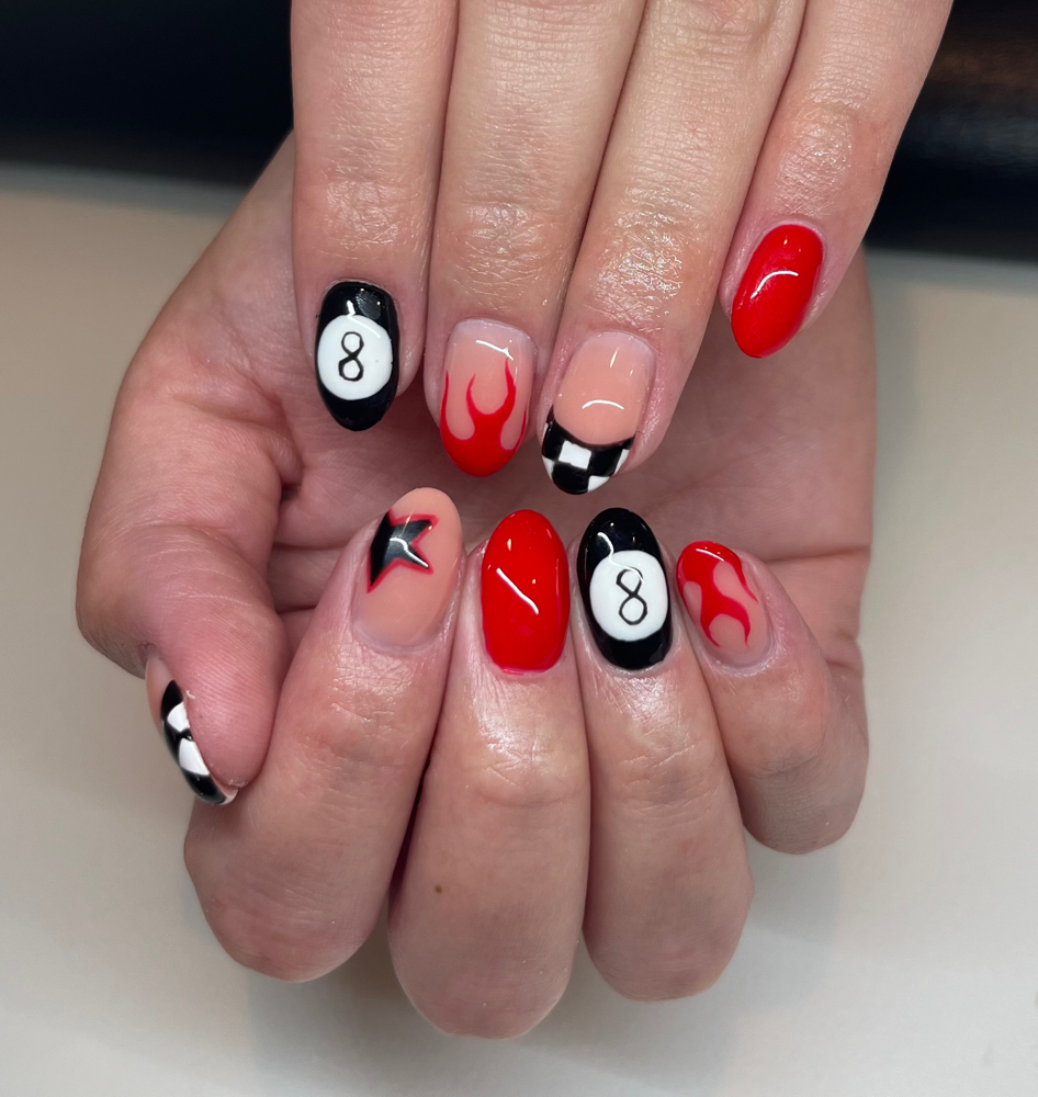 Complex nail art
