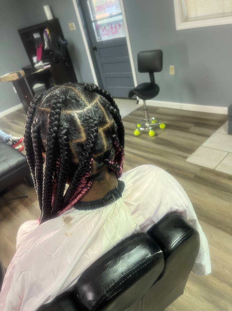 Jumbo Knotless at A Touch Of Class II in Farmville, VA