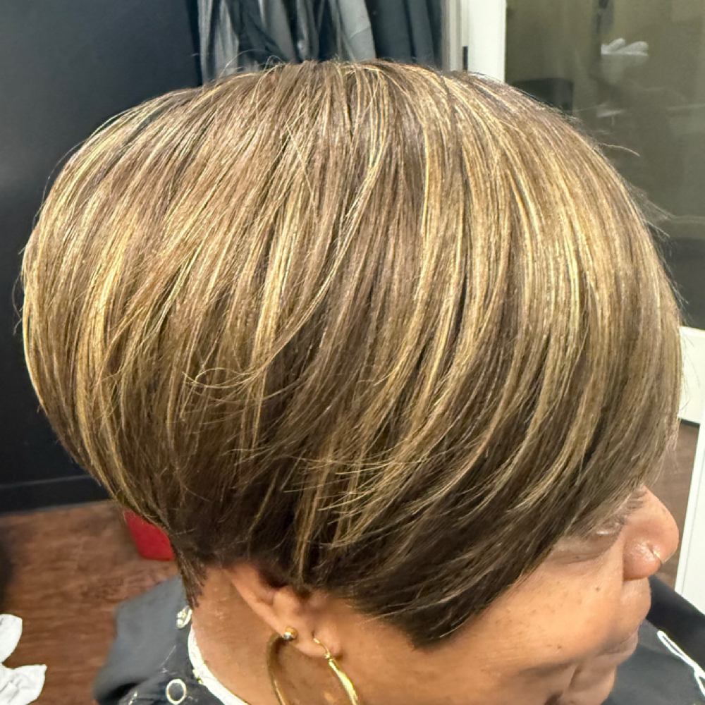 Half Net Weave Mold/Style at The edge beauty concept salon ny in Massapaqua, NY