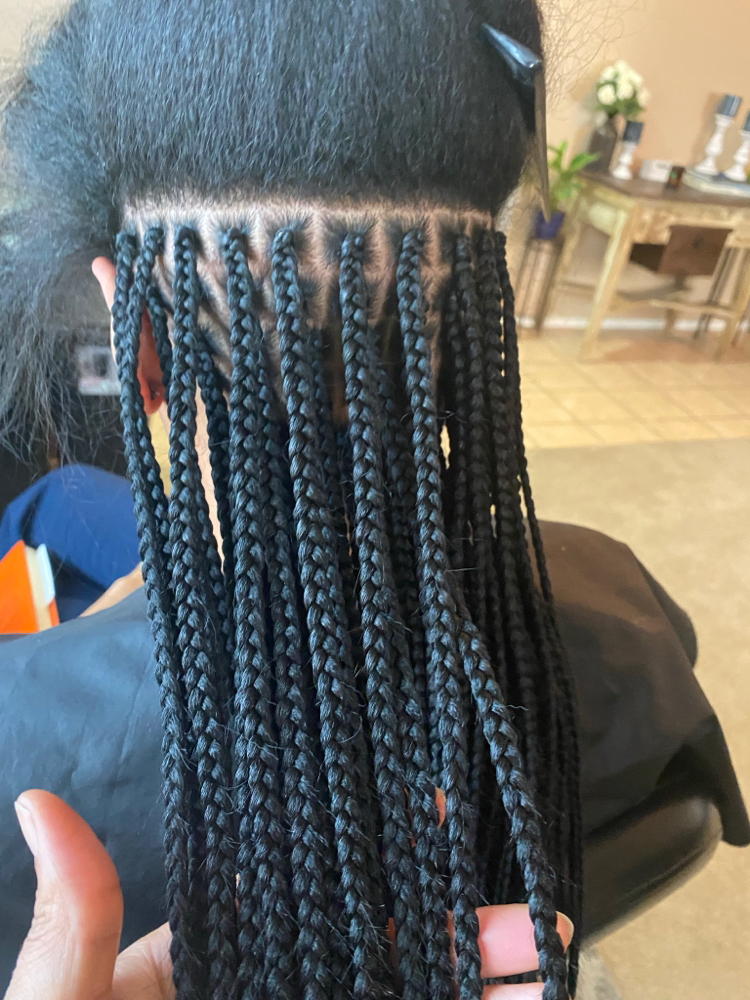 Smedium Box Braids
