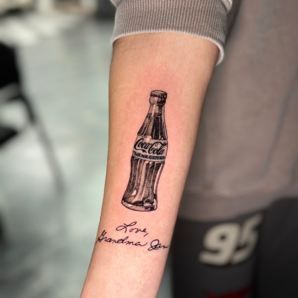 Medium Miscellaneous Tat (3-5’) at Tezro tats in Muncie, IN