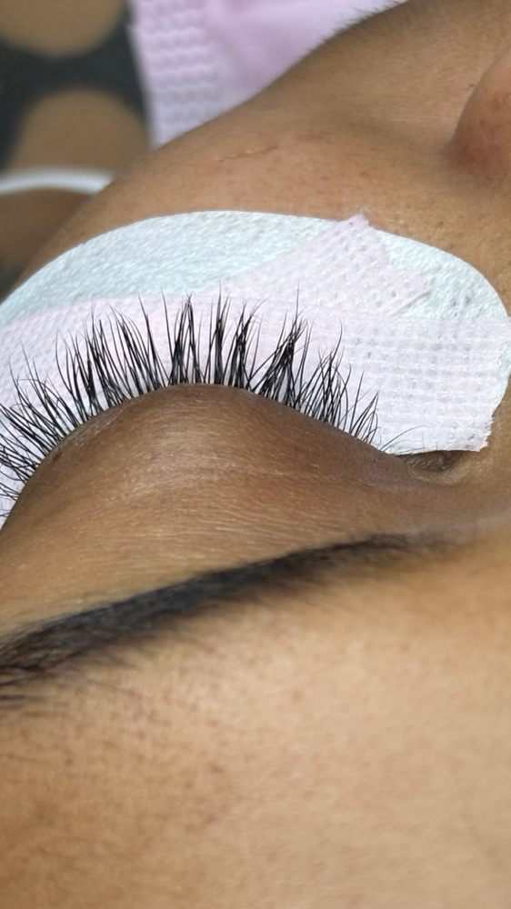 Lash Extension Removal
