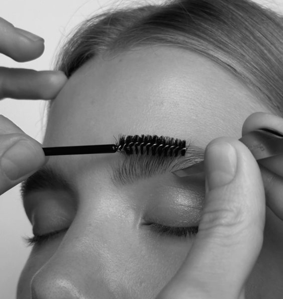 Brow Tweeze