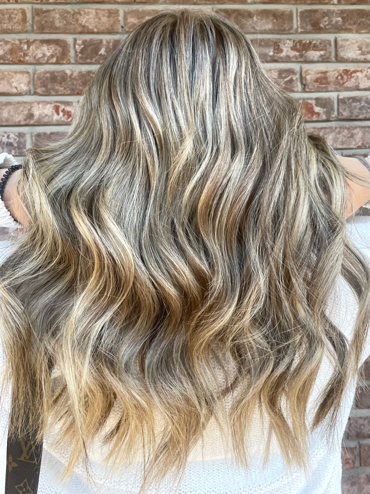 Highlight / Lowlight at Jade’s Beauty Bar in Farmington, MO