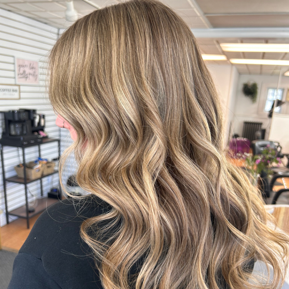 Highlight And Lowlight at Serena Stylezz in Oswego, NY