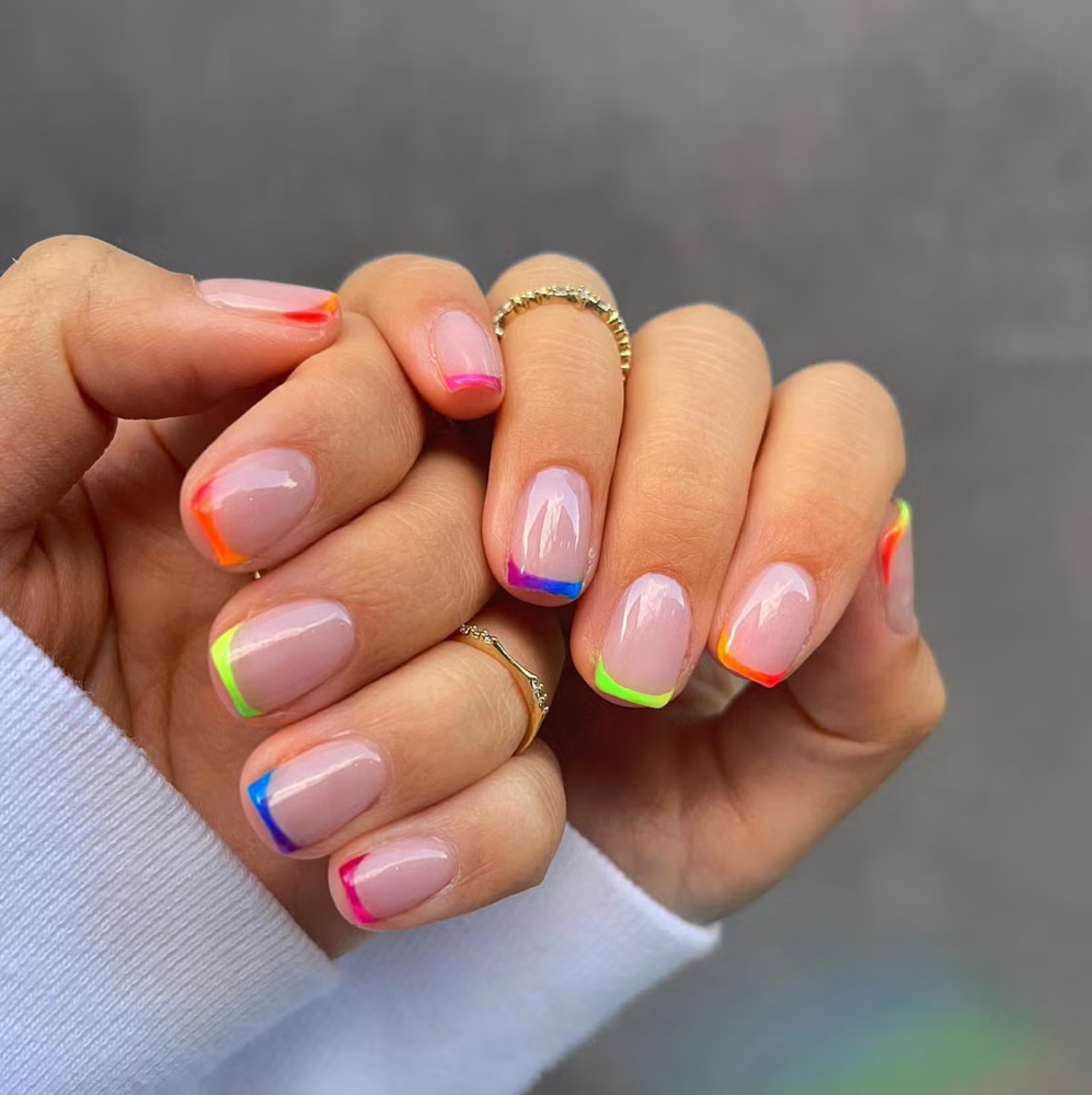 💅🏽French Tip Spa Manicure