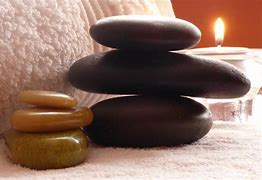 90 Minute Hot Stone Massage