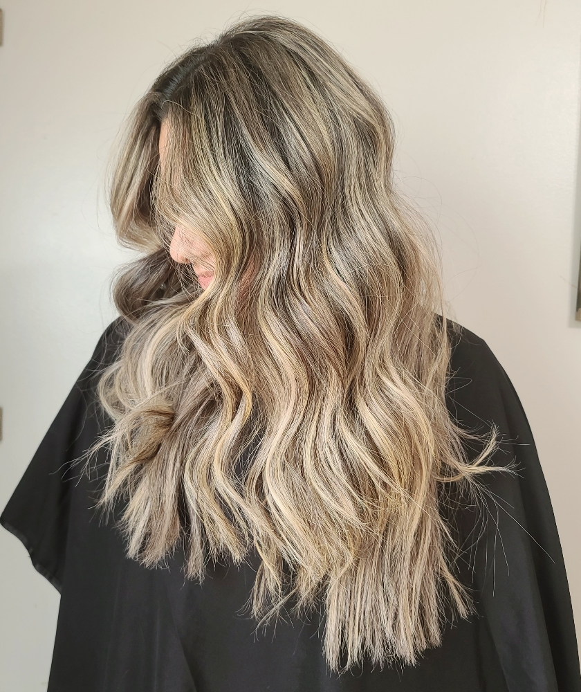 Foilayage (Blonde Balayage)