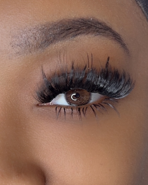 CLUSTER LASHES at Toni huSTLez in Black Jack, MO