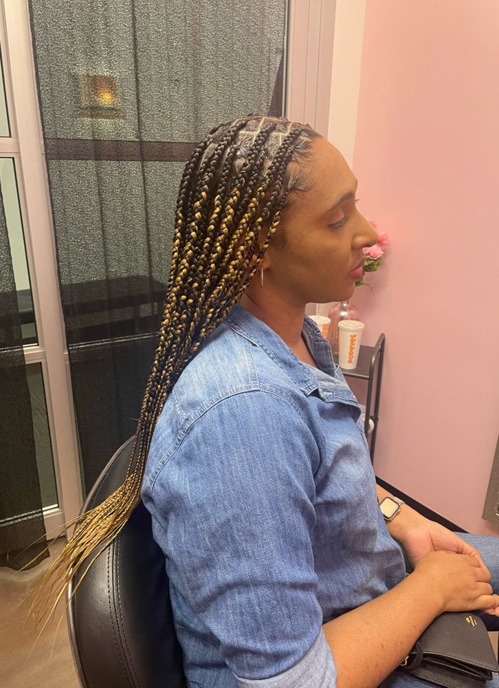 Medium Knotless Waist Length