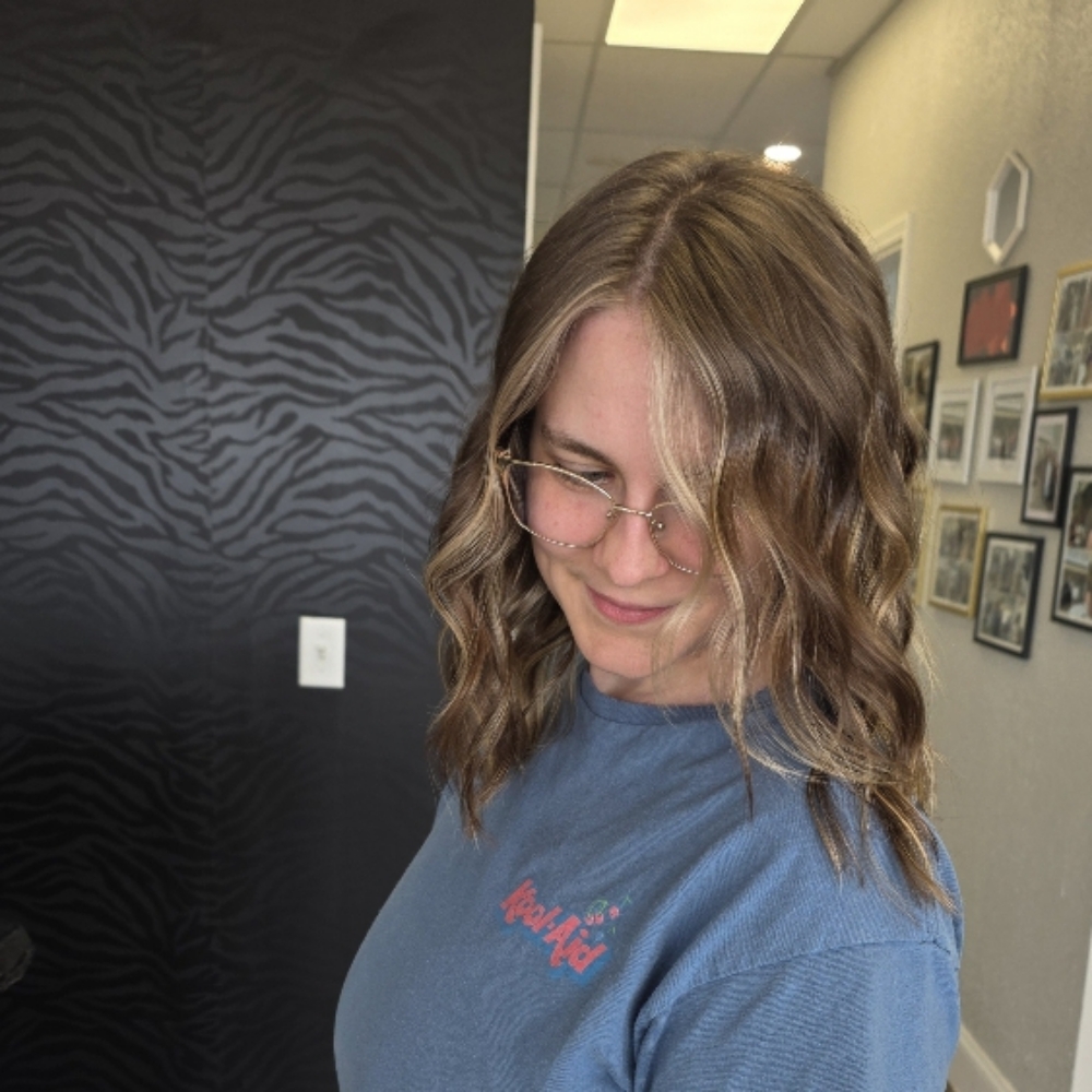 Face Frame Blonde at Blonding & Extensions with Latisha in Andover, KS
