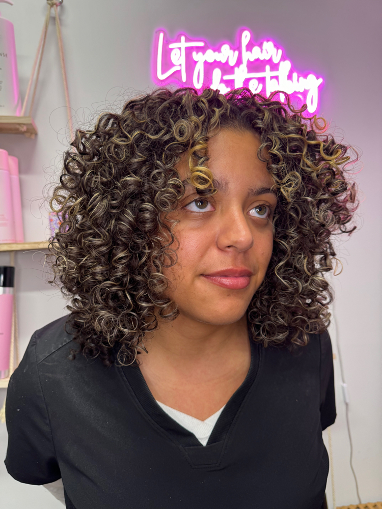 Curly Cut + Partial Highlight