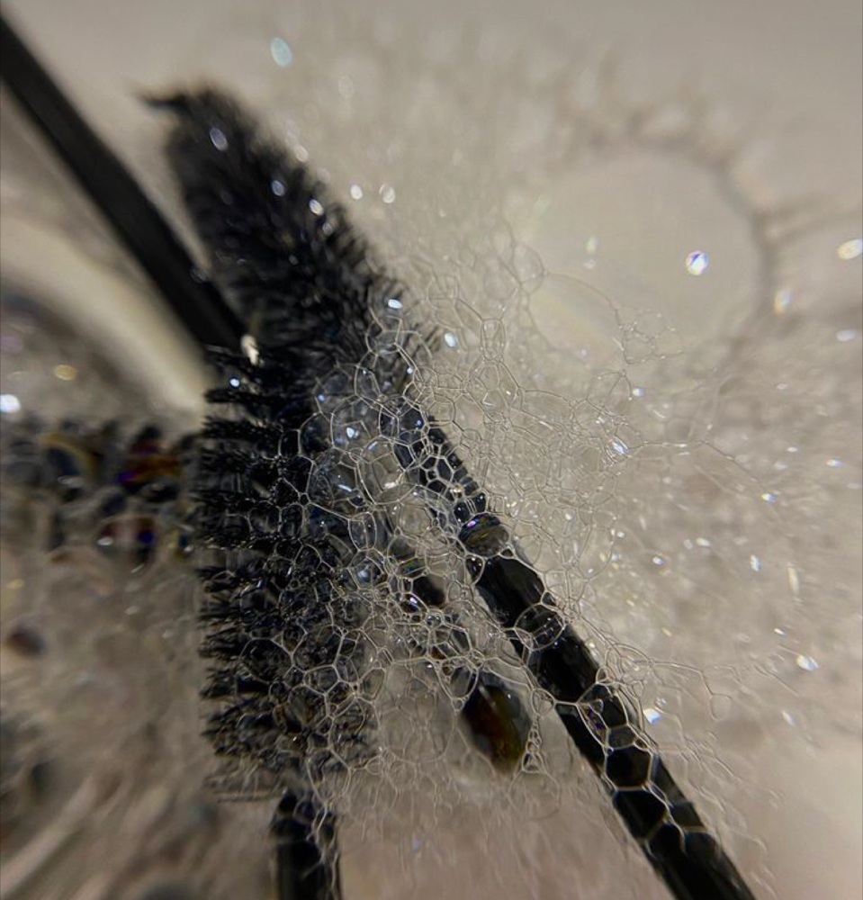 𝐋𝐚𝐬𝐡 𝐑𝐞𝐦𝐨𝐯𝐚𝐥 & 𝐁𝐚𝐭𝐡 at LASHESXMK in Rockford, IL