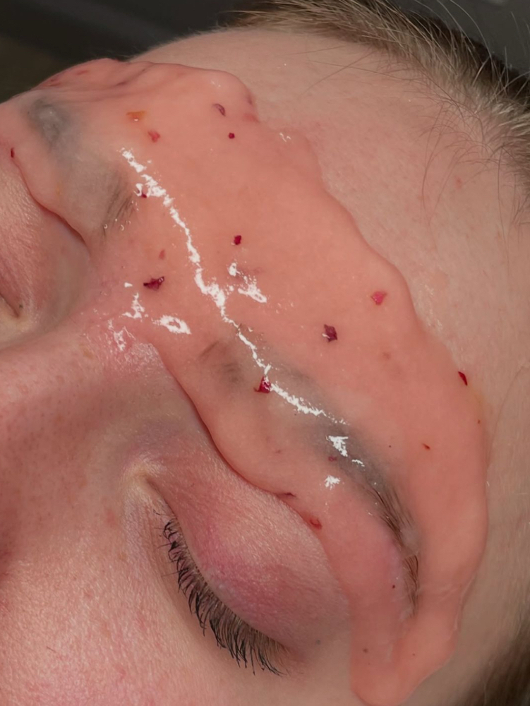 Cooling Brow Mask at EstheticsbyMilanea in Rockford, IL
